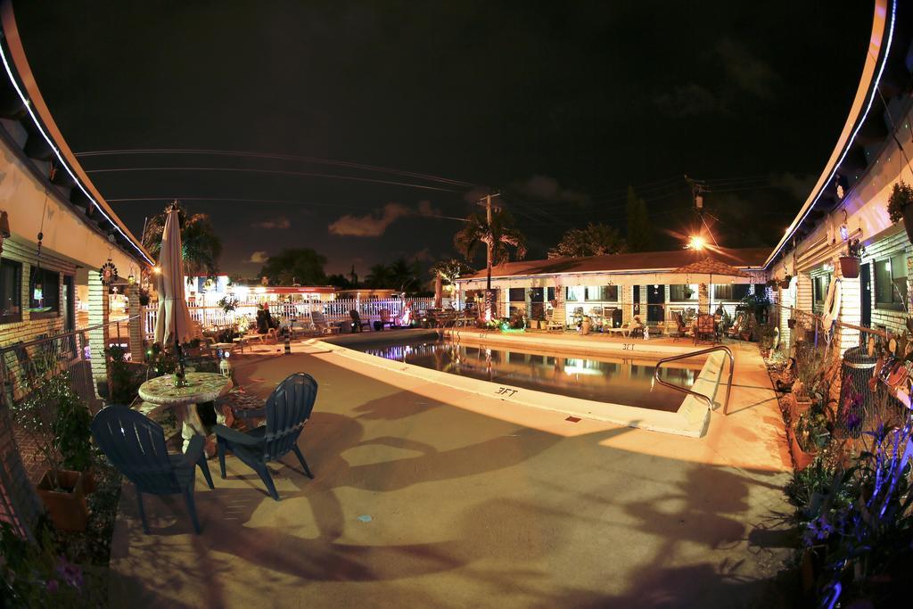 Adobe Hacienda Motel Hollywood Kültér fotó